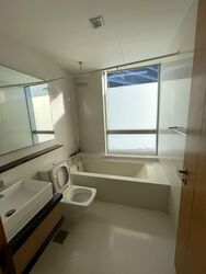 Marina Bay Residences (D1), Condominium #584971401